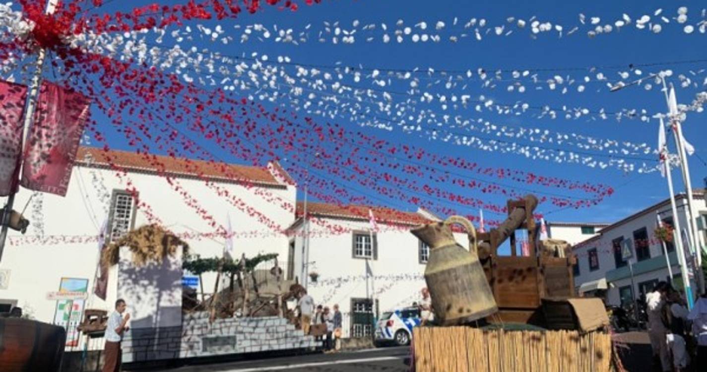 Estreito De C Mara De Lobos Vive Hoje Ponto Alto Da Festa Das Vindimas