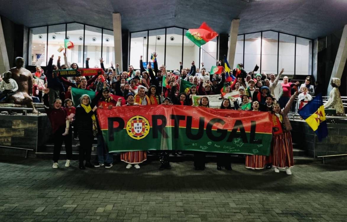 ‘Festa madeirense’ na chegada da Seleção de Râguebi à África do Sul (com vídeo e fotos)