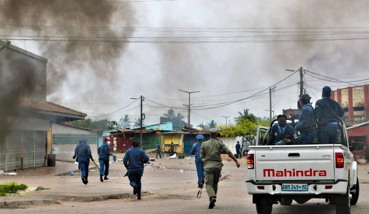 Pelo menos três mortos e 66 feridos na quinta-feira em confrontos em Maputo