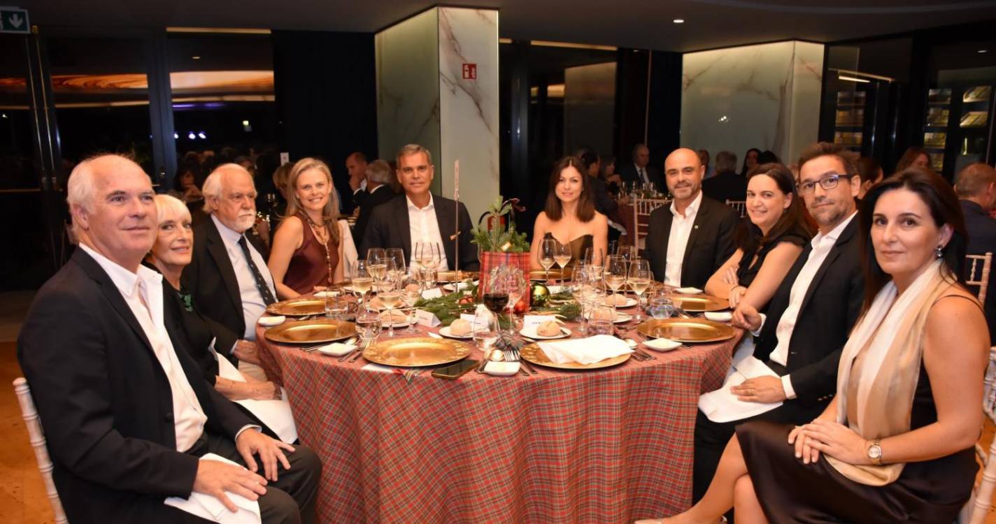 Jantar de Natal do Clube do Automóveis Clássicos da Madeira juntou mais de uma centena de sócios (com fotos)