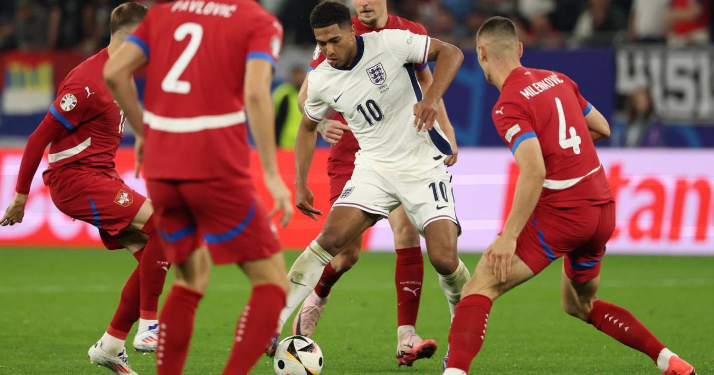 Euro2024: Inglaterra bate Sérvia com golo de Bellingham