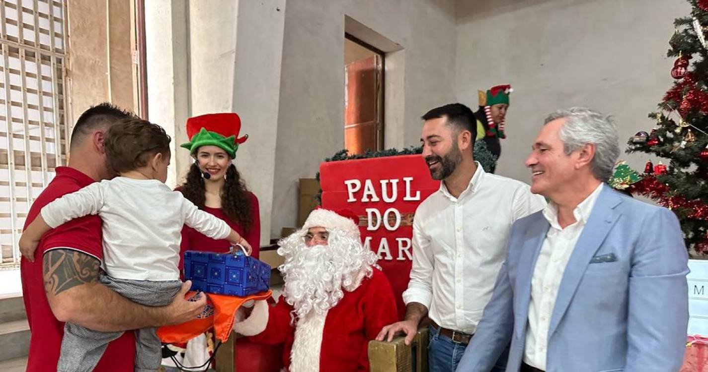 Crianças do Paul do Mar já receberam prendas do Pai Natal