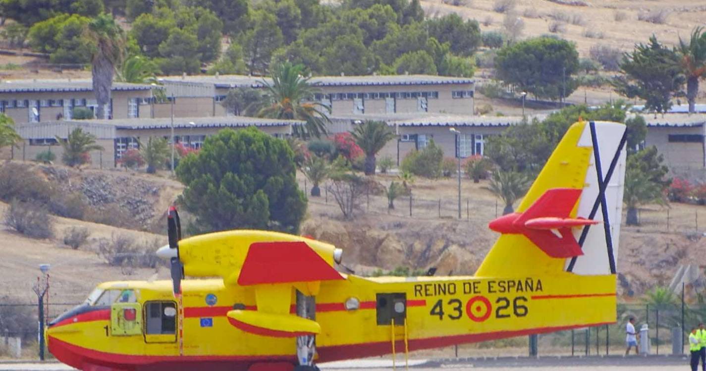 Incêndios: Aviões Canadair deverão atuar já hoje na cordilheira central