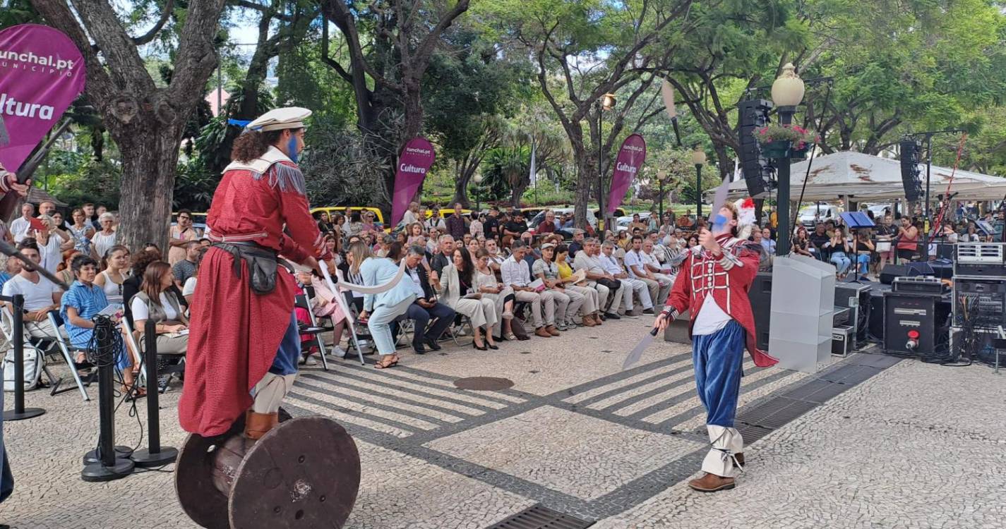 Abertura da temporada artística centra atenções na Avenida Arriaga