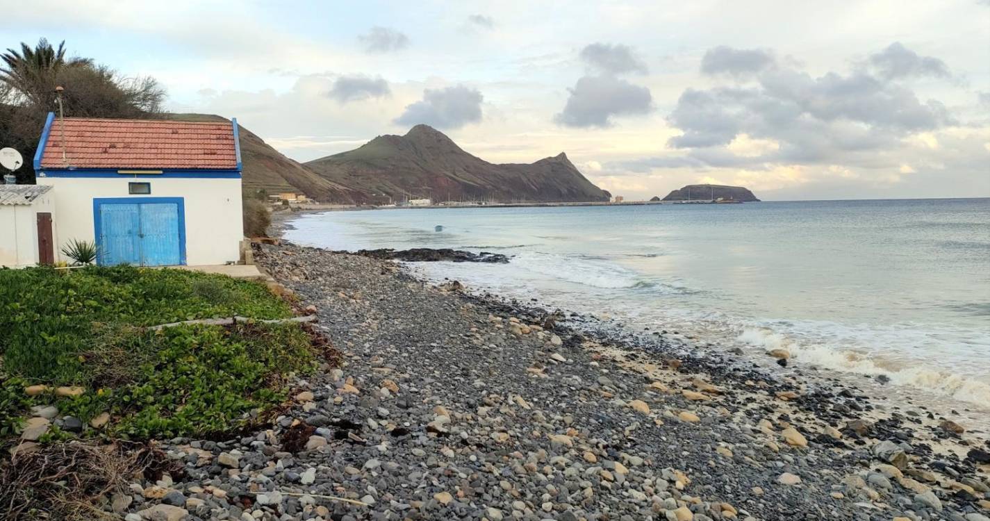 Porto Santo: Depressão ‘Irene’ fez desaparecer extensa faixa do areal (com fotos)