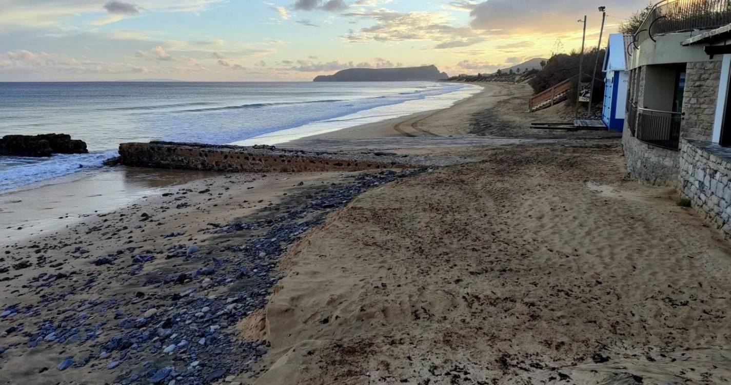 Porto Santo: Depressão ‘Irene’ fez desaparecer extensa faixa do areal (com fotos)