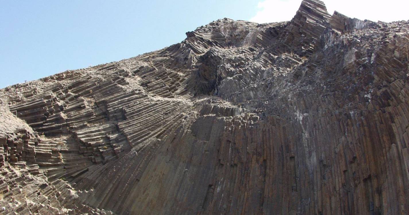 Movimento Cívico quer impedir destruição do Geossítio do Paredão