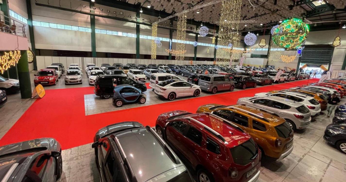 Duas centenas de carros em exposição na EXPO GONFIRPE