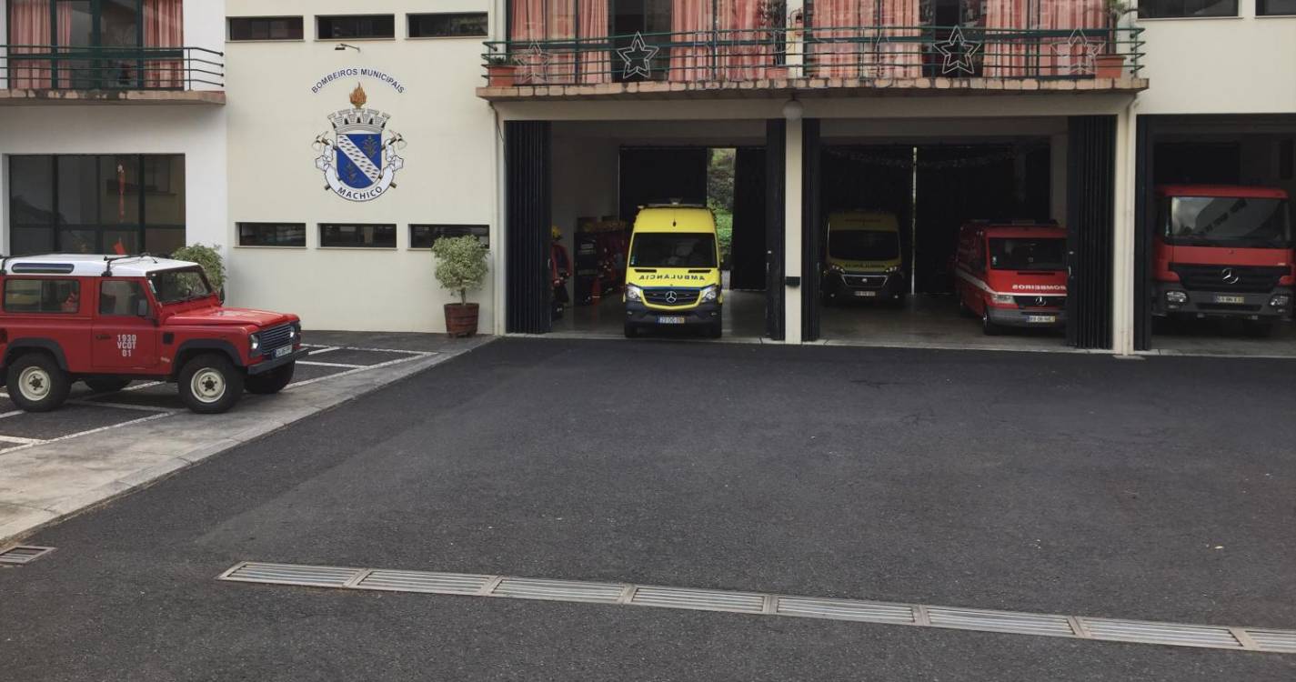 Bombeiros mobilizados para falso alarme de incêndio numa viatura em Machico