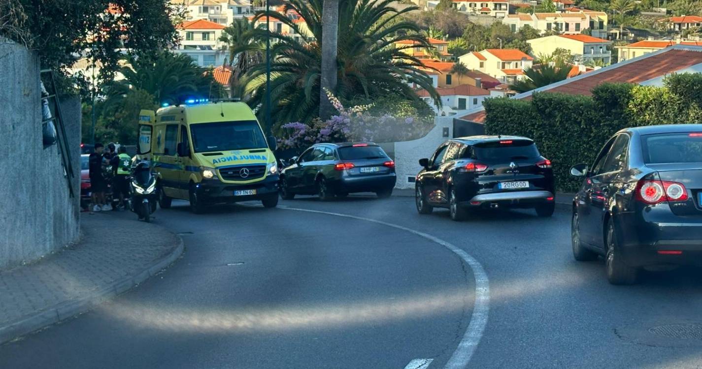 Acidente no Garajau condiciona automobilistas