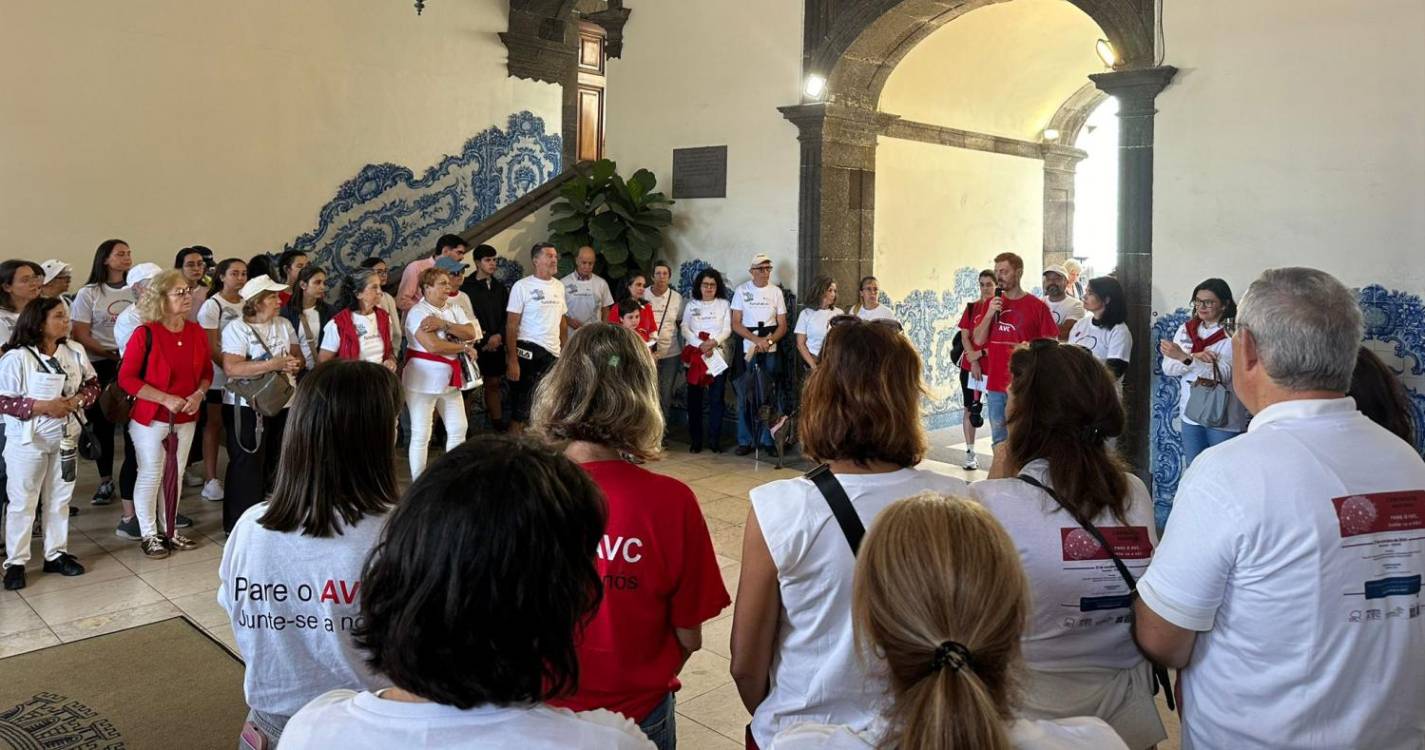 Cerca de 70 pessoas juntam-se à caminhada nacional a assinalar o Dia Mundial do AVC no Funchal