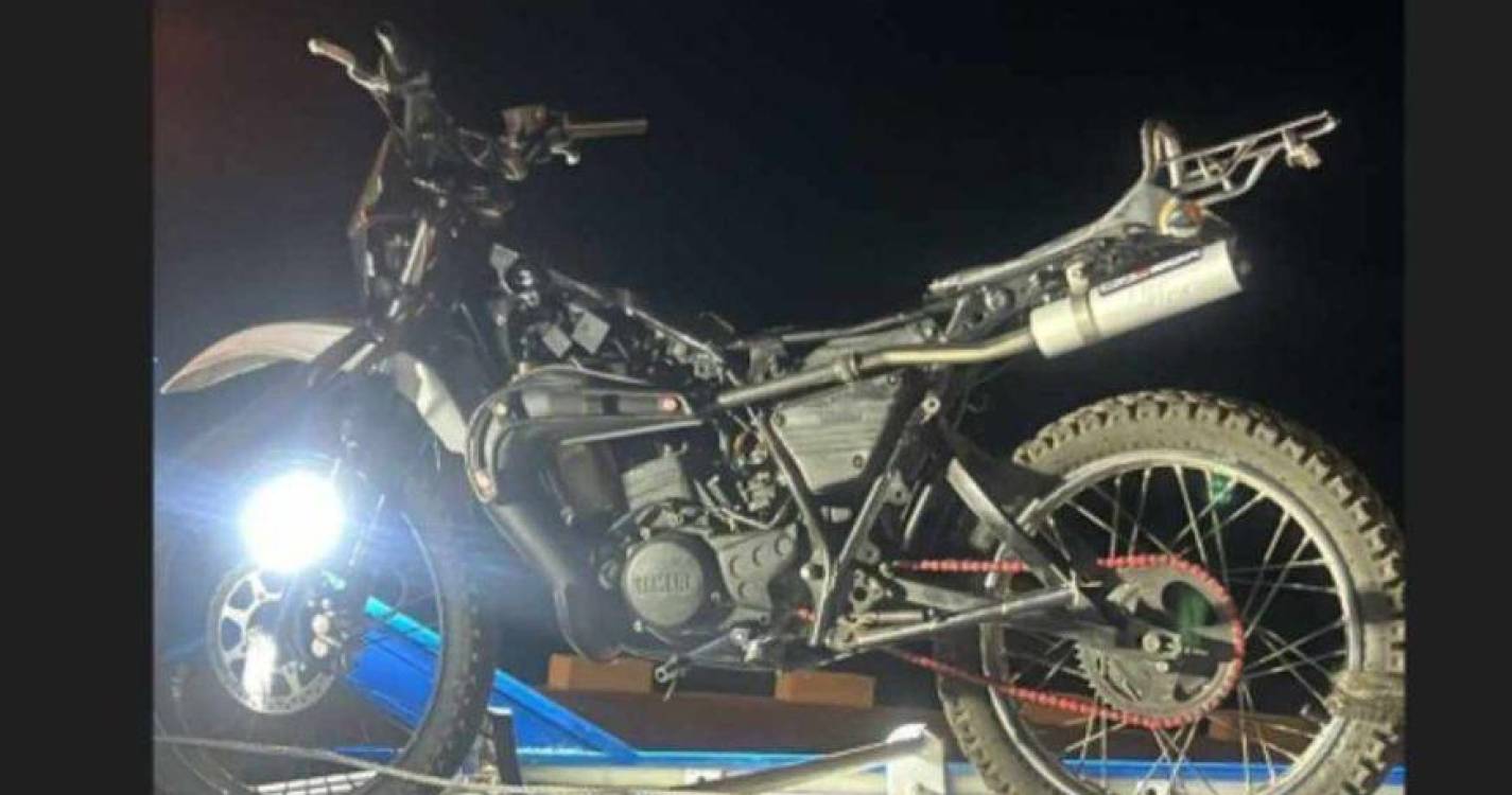 Moto roubada aparece sem algumas peças