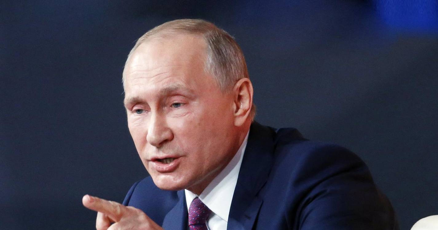 Ucrânia: Putin diz que Eslováquia se ofereceu para acolher negociações de paz