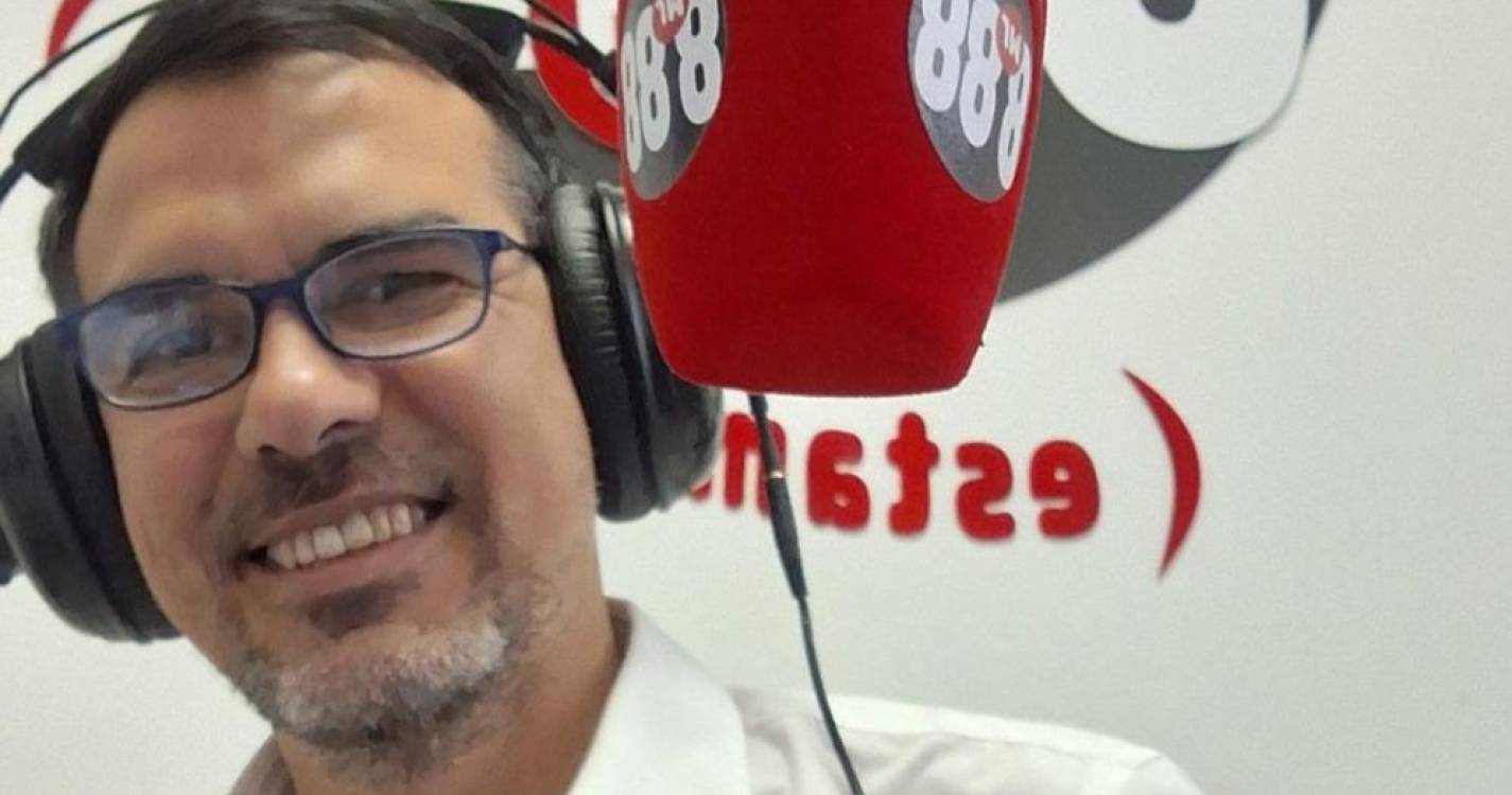 Rádio JM FM faz emissão especial a partir do Mercado dos Lavradores (com fotos)