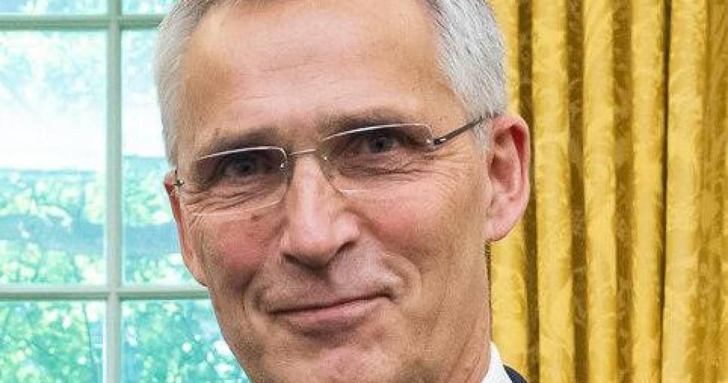 Stoltenberg diz que 23 países da NATO vão atingir limite mínimo de despesa militar