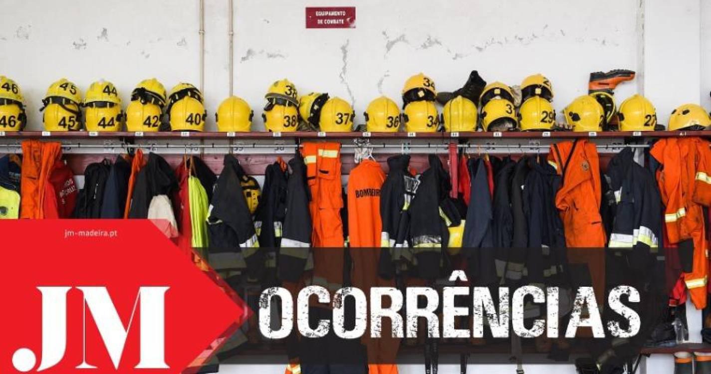 Bombeiros mobilizados para inundação na Rua do Amparo