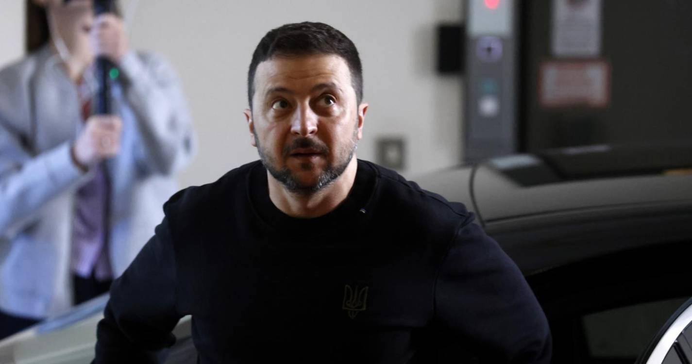 Ucrânia: Zelensky assinala que guerra está “de volta” à Rússia