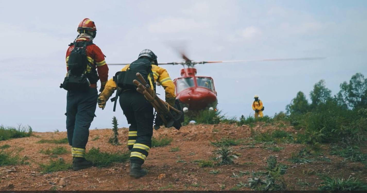 Brigada helitransportada realiza resgate na Madeira