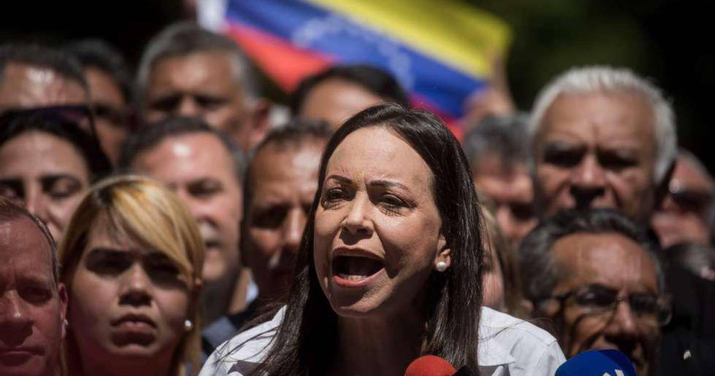 Venezuela: María Corina Machado diz estar em “resguardo forçado” por repressão brutal