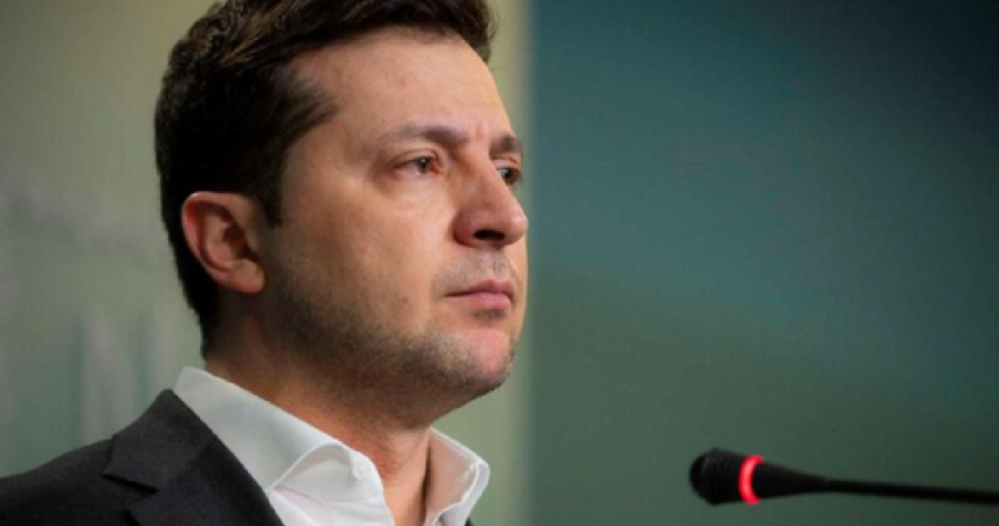 Ucrânia: Zelensky pede a ucranianos e aliados que mantenham fé na vitória