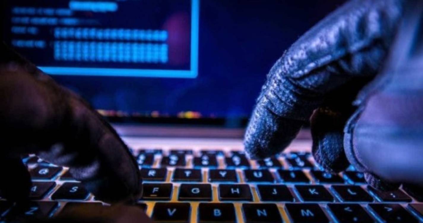 Grupo pró-russo de piratas informáticos ataca sites oficiais italianos