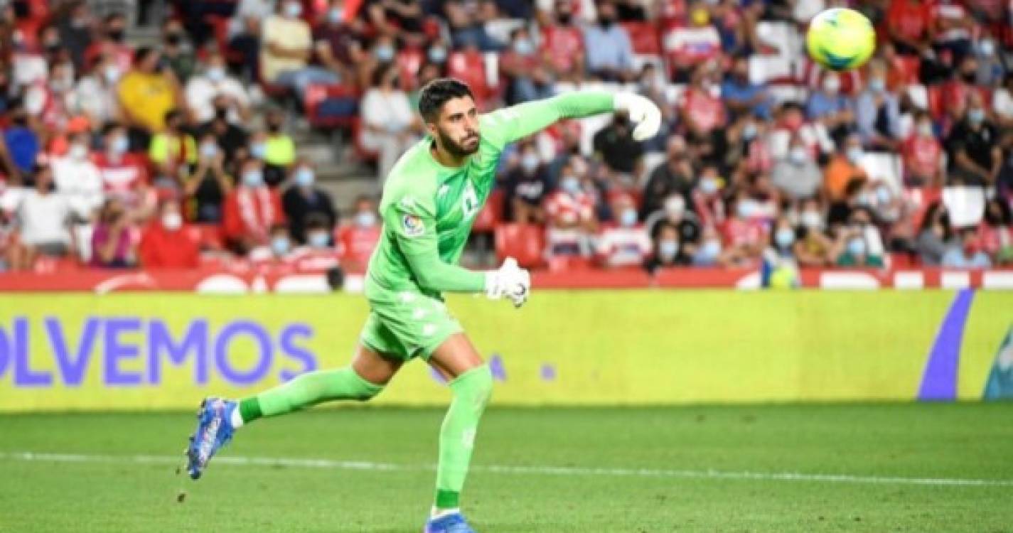 Liga Nações: Guarda-redes Rui Silva substitui lesionado José Sá
