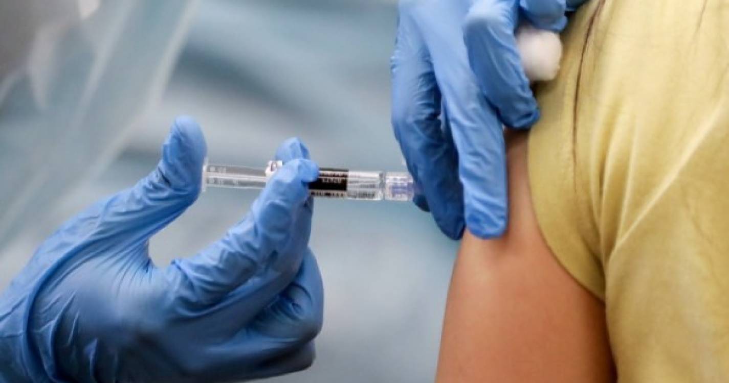 Covid-19: Madeira começa hoje a vacinar jovens a partir dos 12 anos