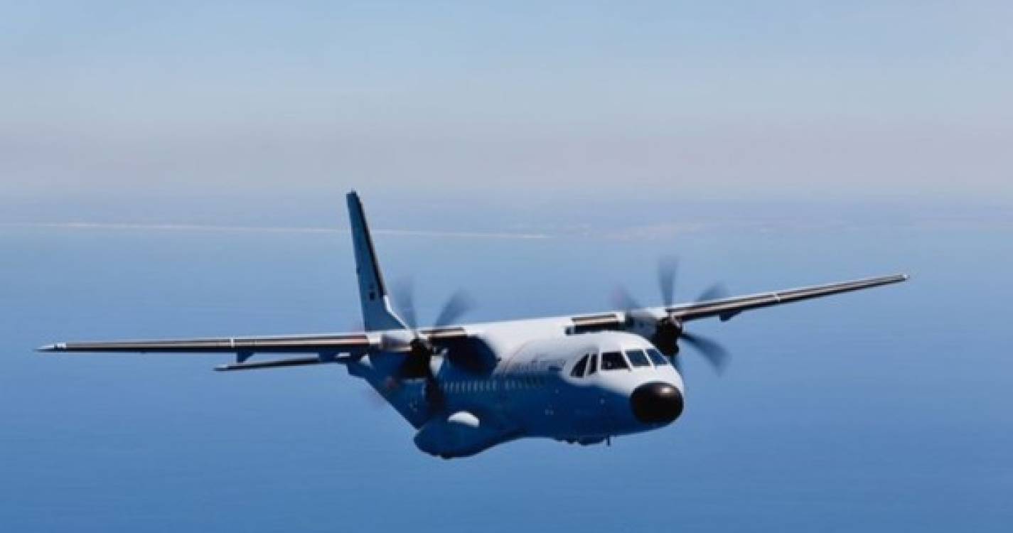 Força Aérea realizou transporte de dois doentes para a Madeira