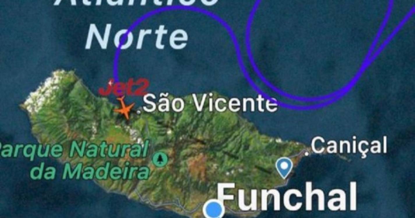 Raro: avião acabou de sobrevoar São Vicente