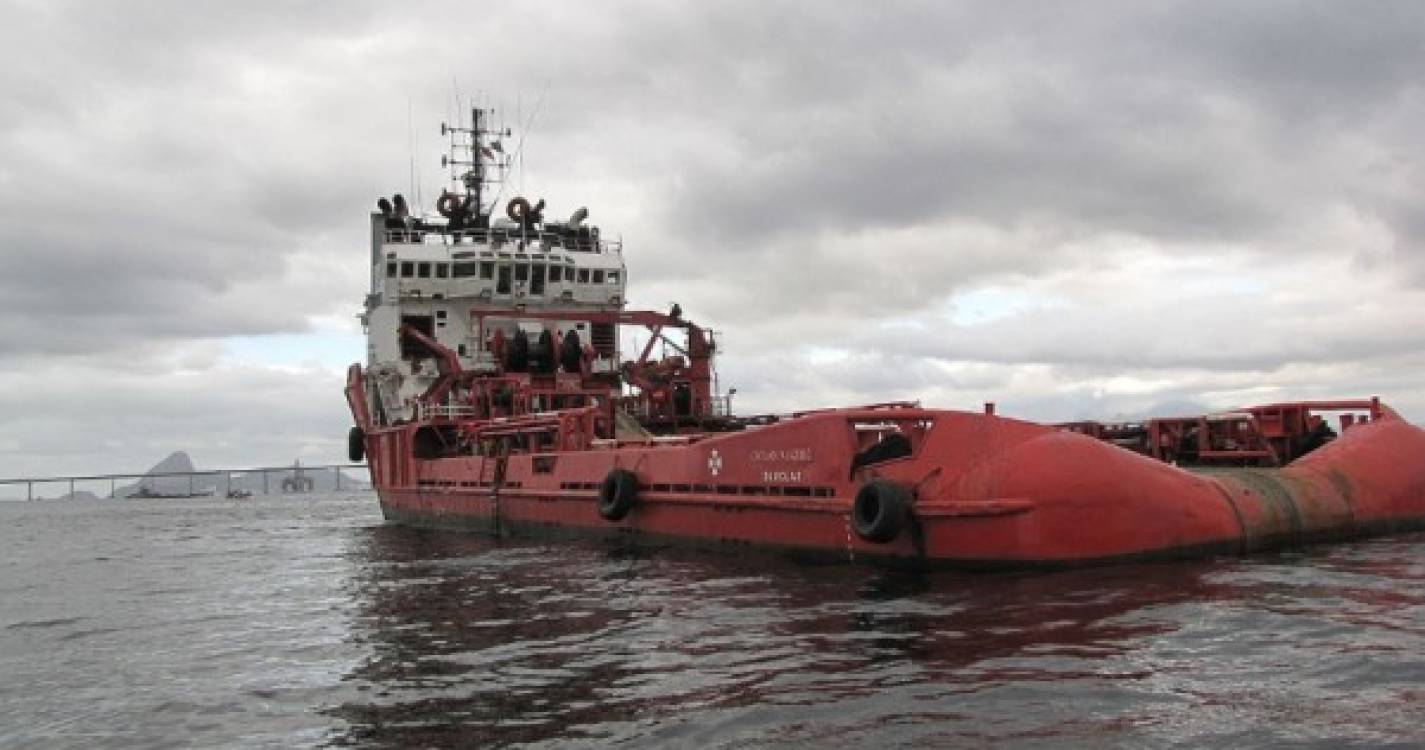 'Ocean Viking' resgata 175 pessoas no mar e espera um porto