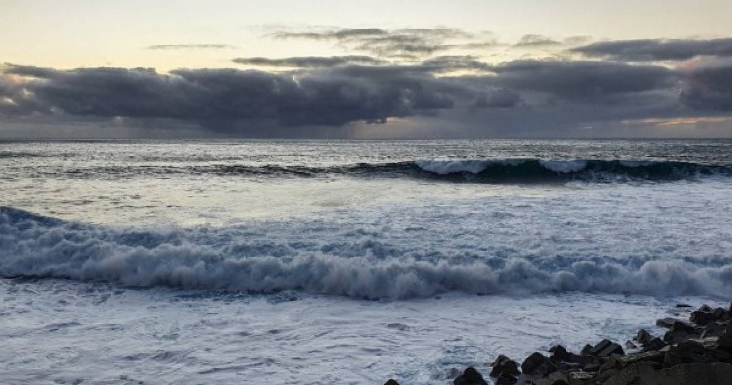 Capitania do Funchal alerta para vento forte no mar