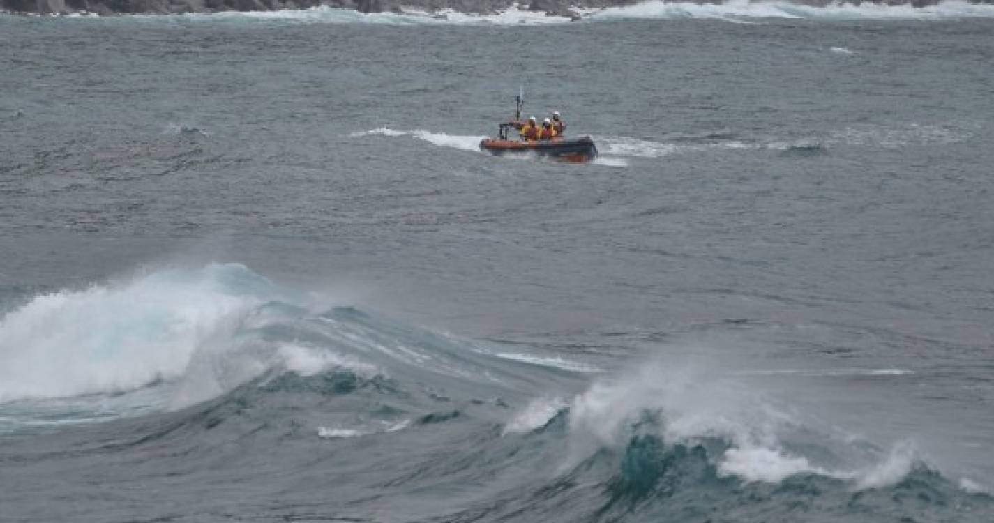 Capitania do Porto do Funchal atualiza aviso de agitação marítima e vento