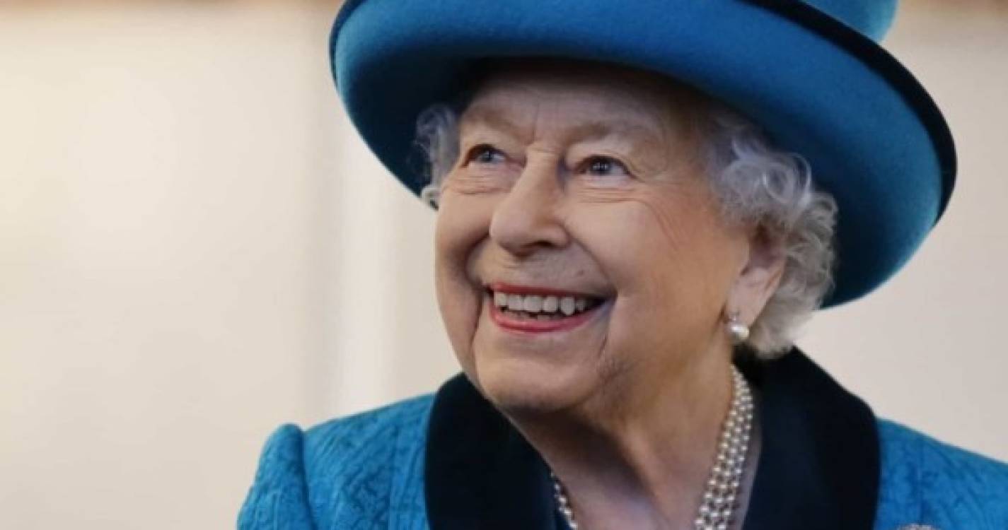 Isabel II já iniciou transição para o príncipe Carlos