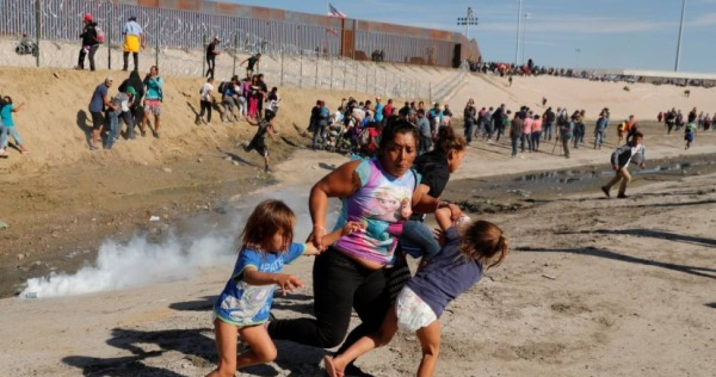 Migrações: Pediatras acusam EUA de &#34;torturar&#34; imigrantes menores do México