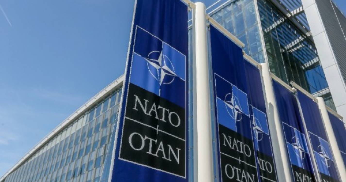NATO: Albânia aprova acesso da Finlândia e Suécia