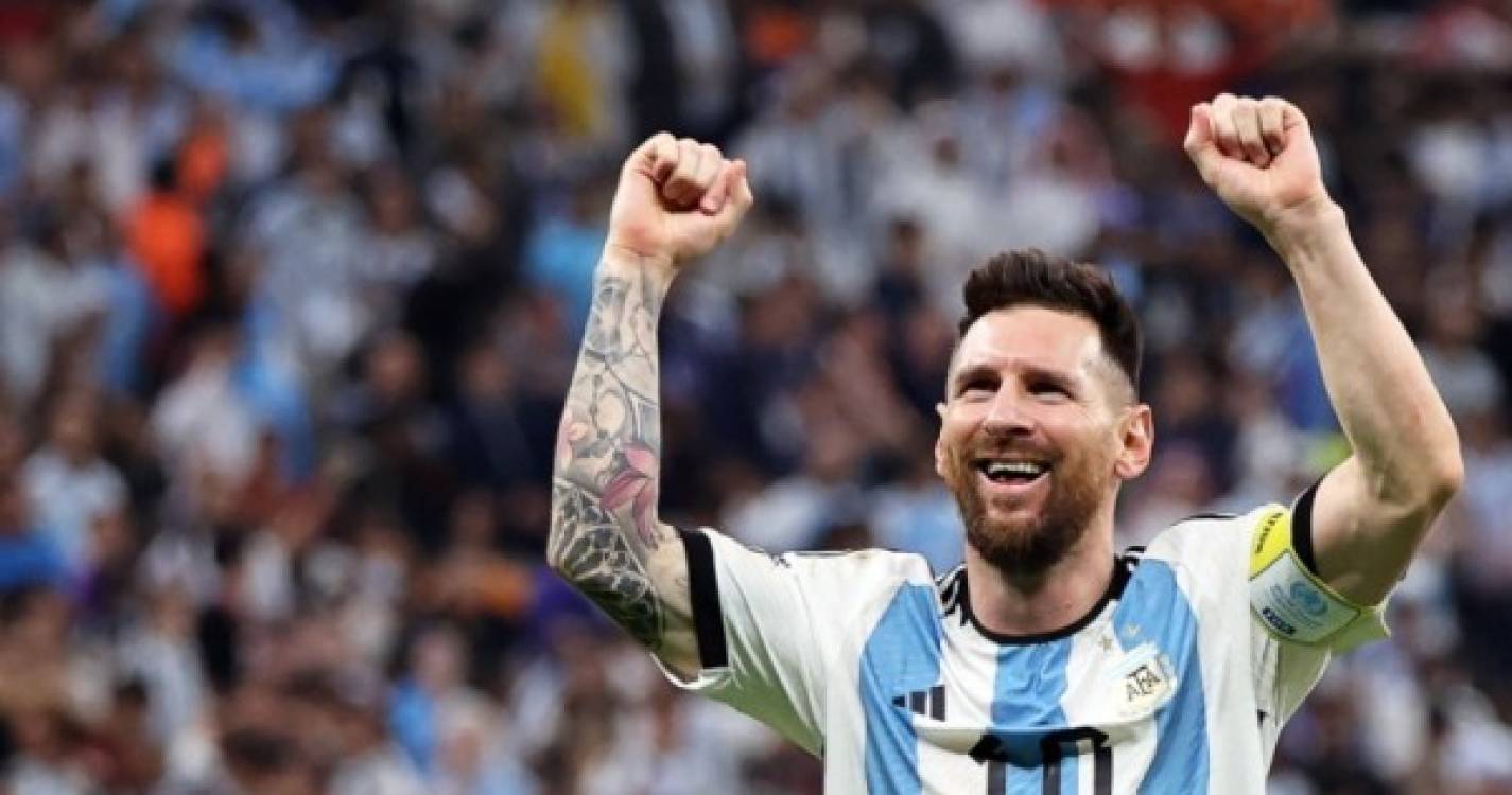 Lionel Messi 'chama' pela oitava Bola de Ouro
