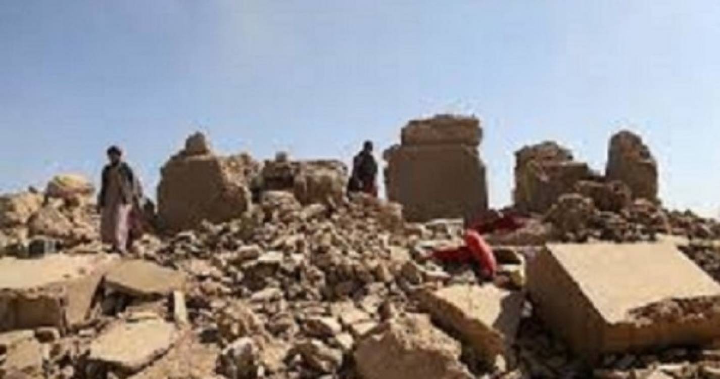 Novo sismo de magnitude 6,3 registado no Afeganistão