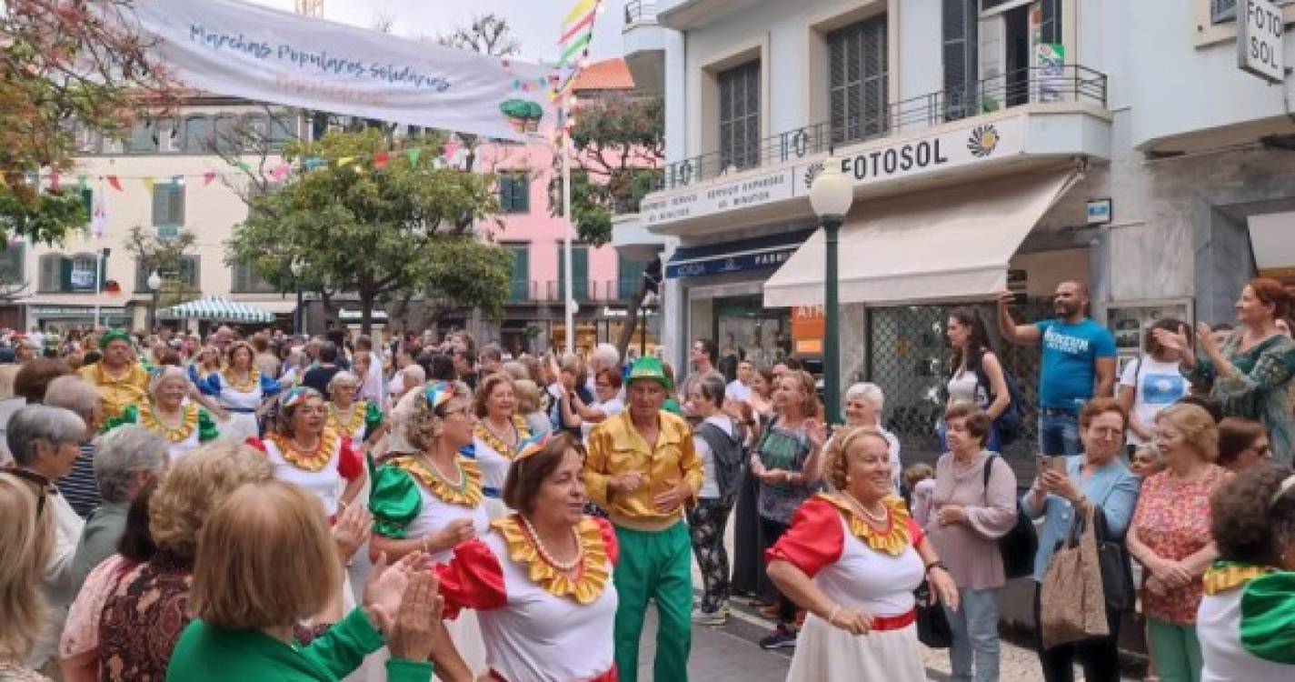'Altares de São João' já animam as ruas do Funchal