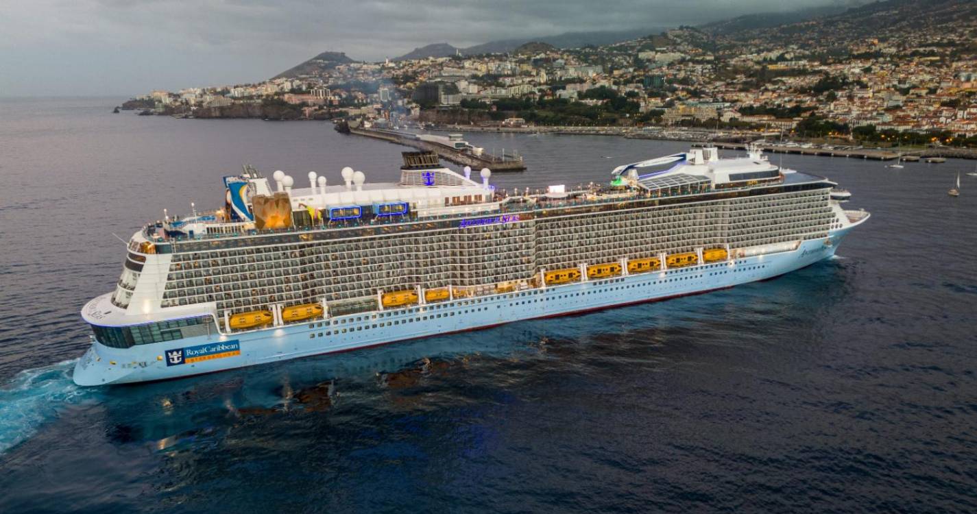 ‘Anthem of the Seas’ hoje de visita ao Porto do Funchal