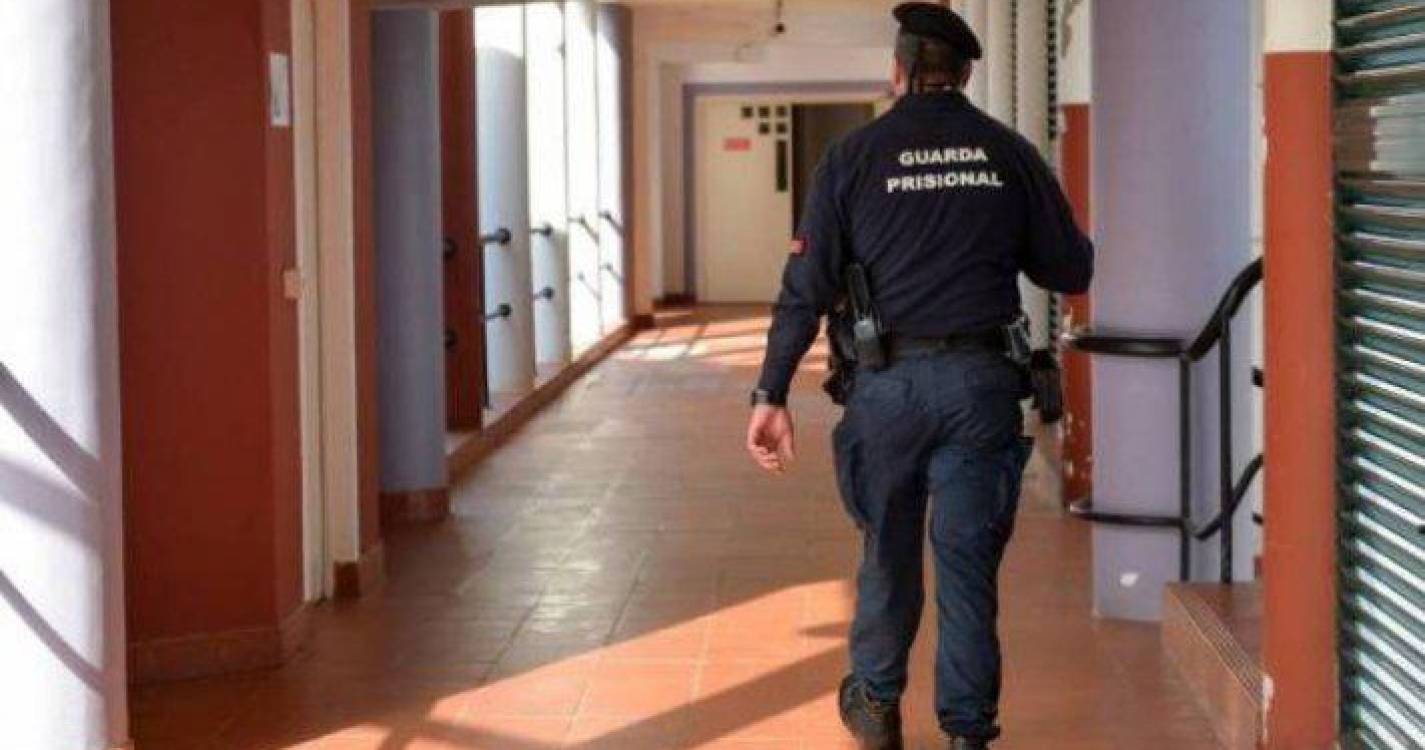 Guardas prisionais convocam nova greve para fevereiro