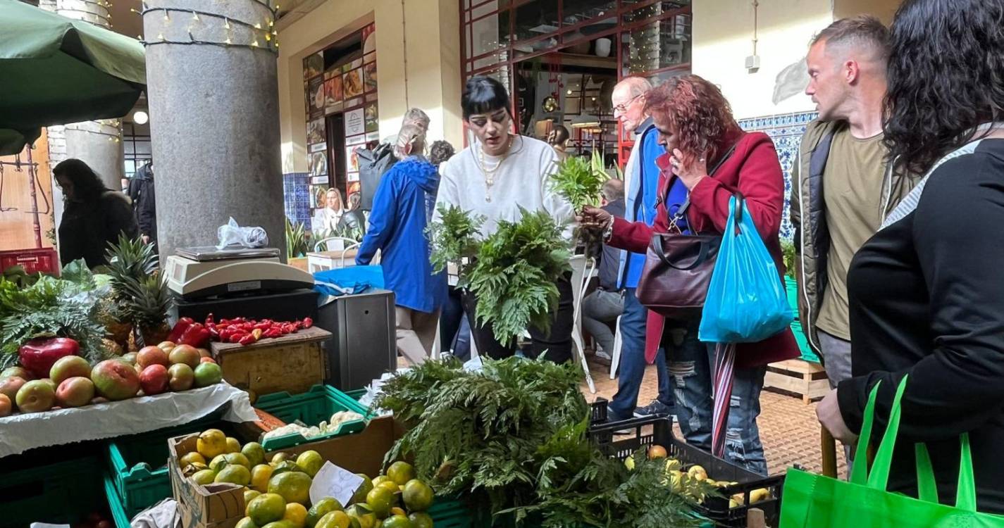 Emissão especial da rádio JM FM no Mercado dos Lavradores já arrancou