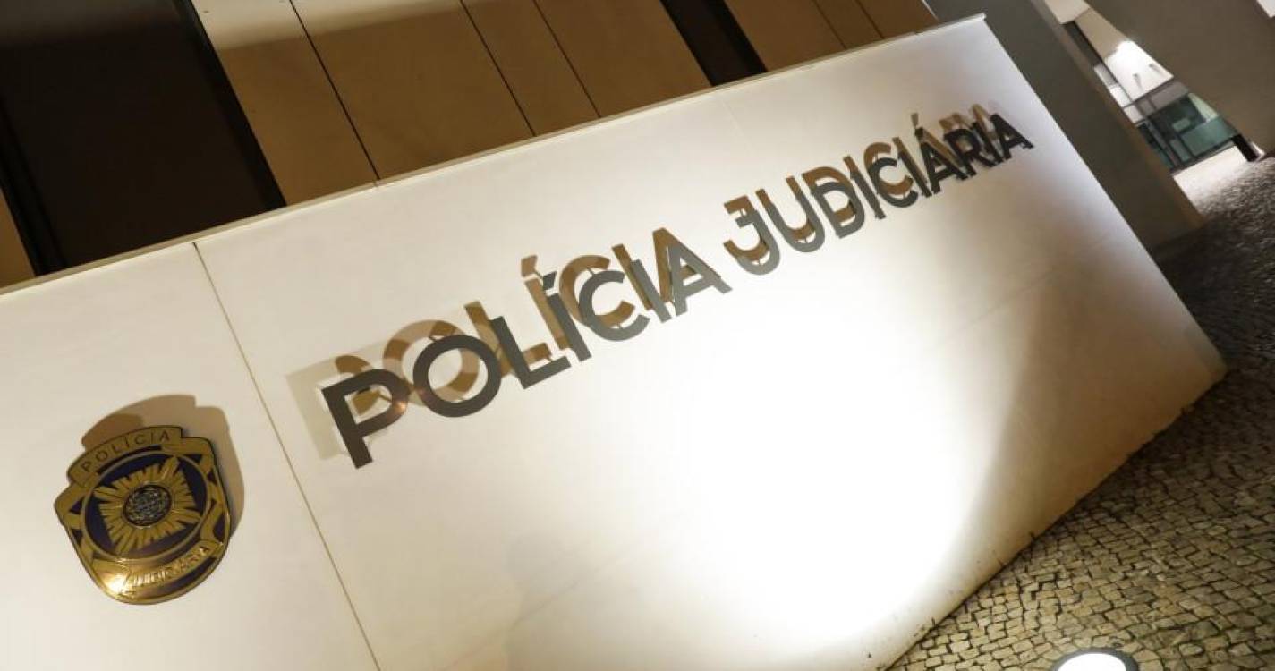 PJ detém dupla por rapto, roubo e ofensas corporais na Amadora