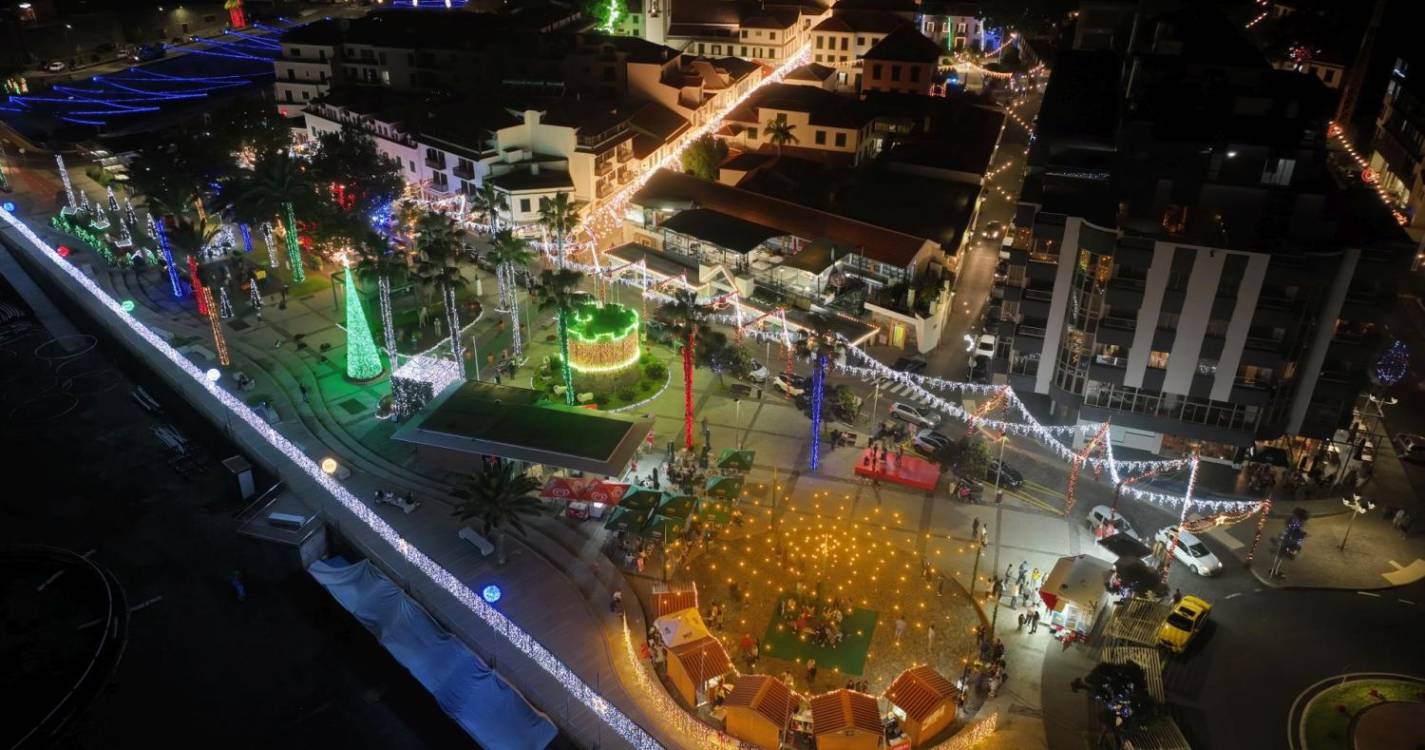 300 mil lâmpadas led iluminam Natal da Ribeira Brava