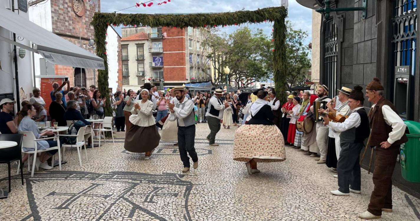 Estrangeiros acompanham encerramento das Festas da Sé