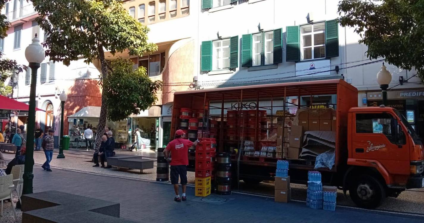 Noite do Mercado: Ruas do Funchal com bastante movimento