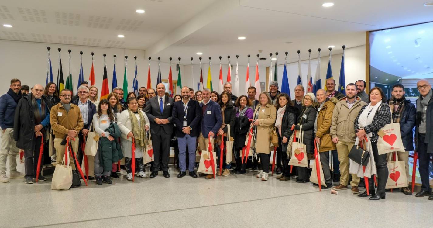 Madeirenses conhecem o Parlamento Europeu em visita promovida por Sérgio Gonçalves