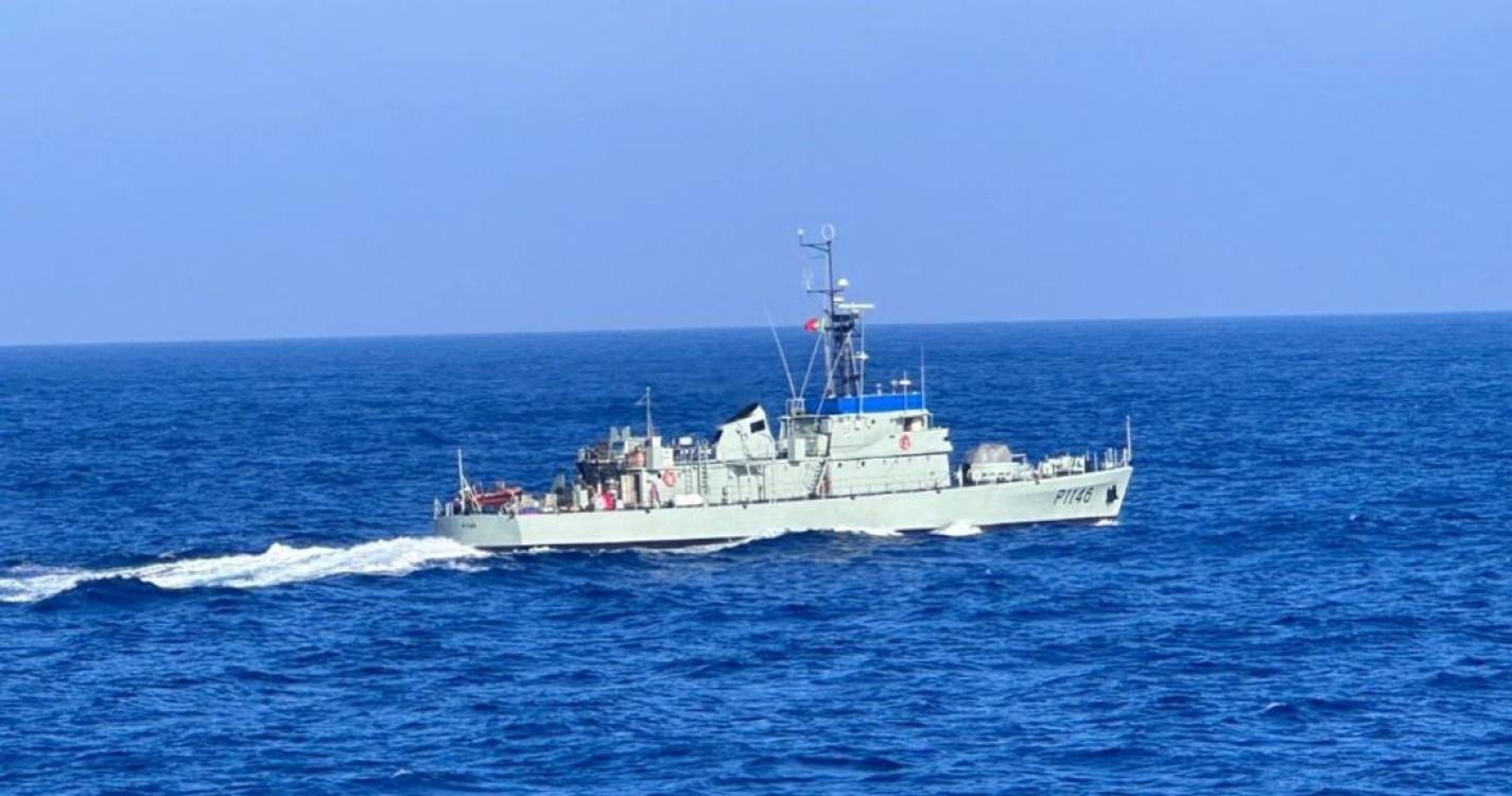 Navio da Marinha chega hoje para diversas missões no mar da Região