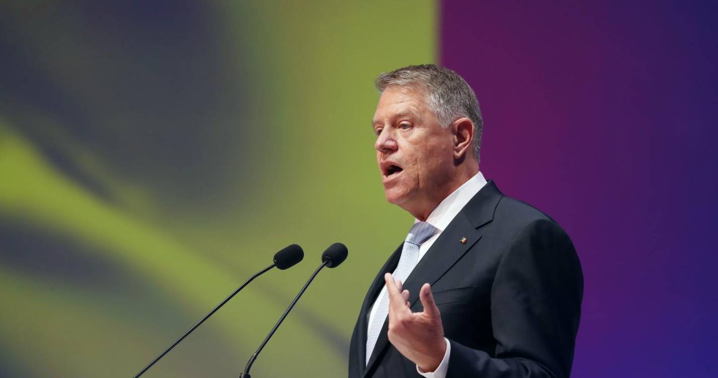 NATO: Presidente romeno Klaus Iohannis anuncia candidatura à liderança da Aliança