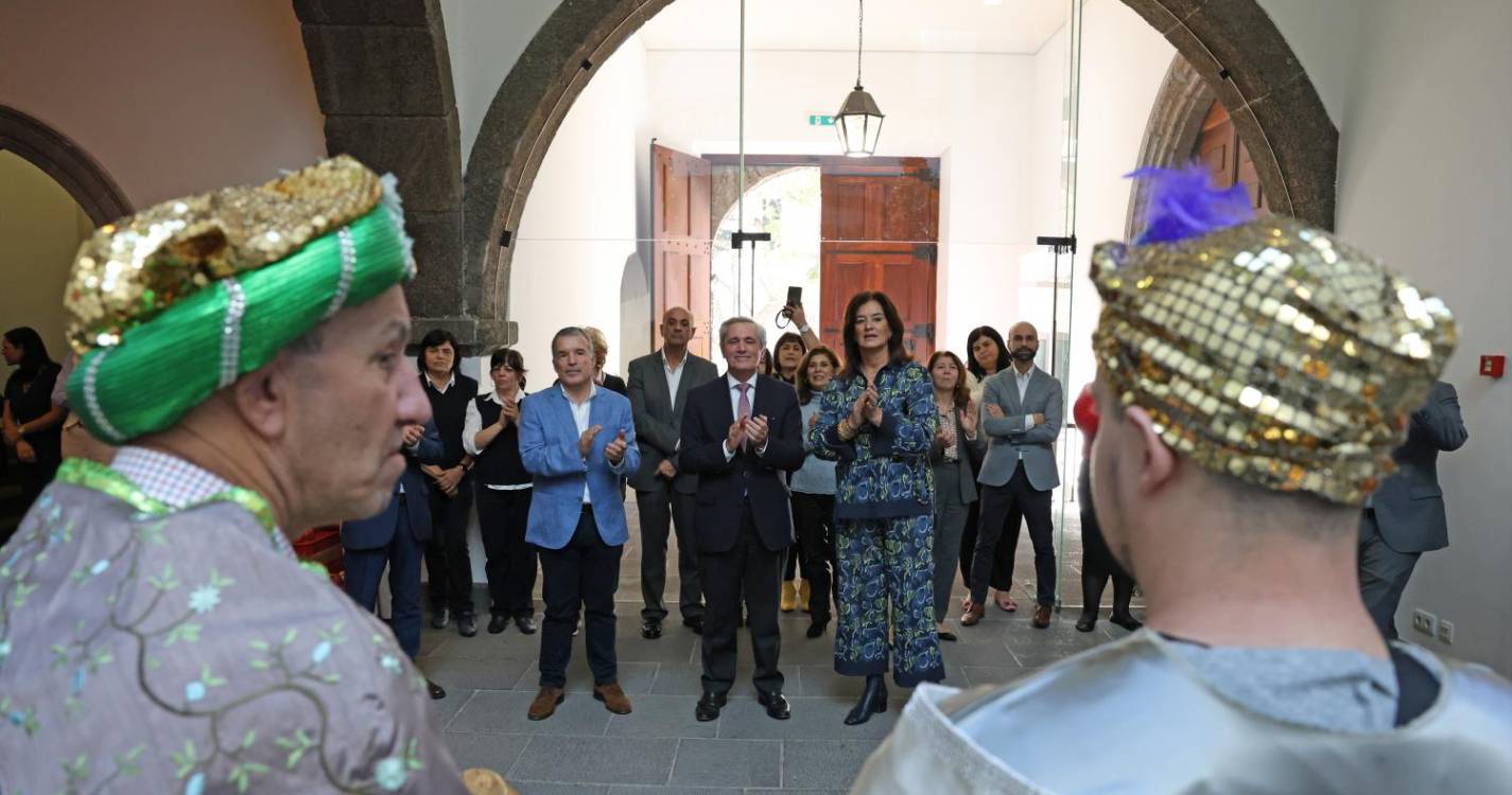 Garouta do Calhau ‘cantou os Reis’ na Assembleia