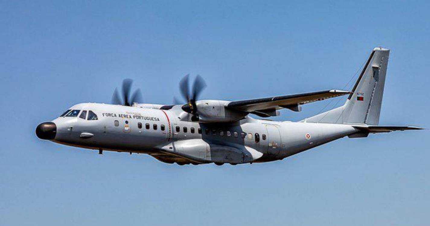 Força Aérea transporta doente entre o Porto Santo e a Madeira